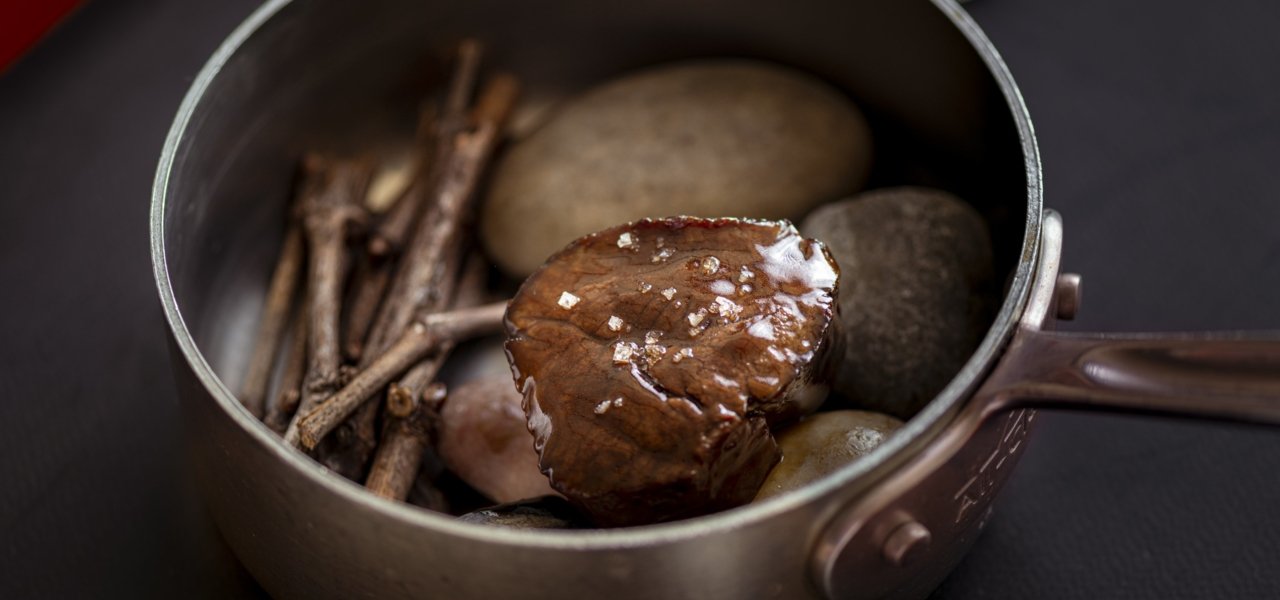 Filet de bœuf fumé aux sarments de nos vignes & jus de bœuf au Vin du Jardin